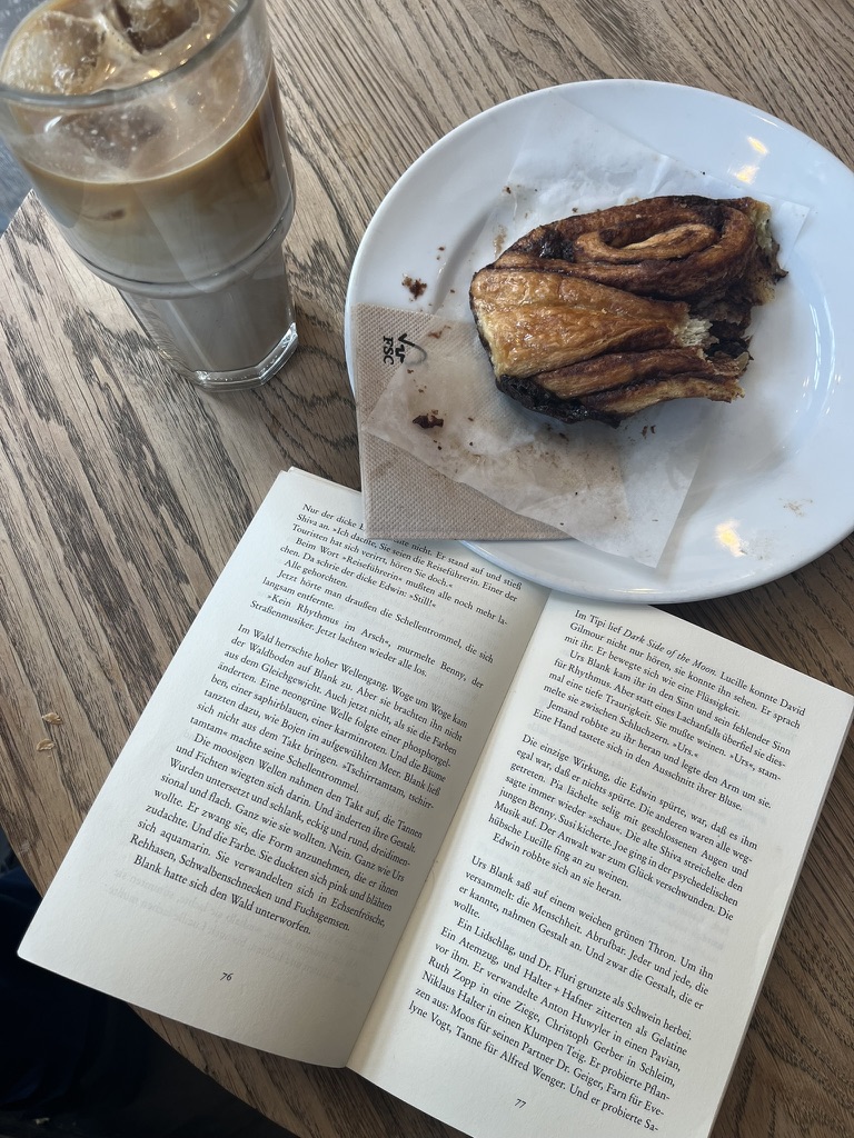 Franzbrötchen and book luck!